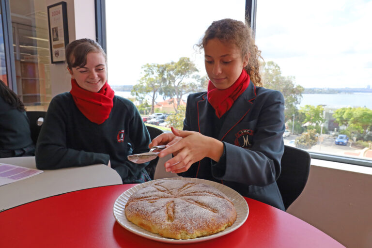 Délicieux Discoveries: Students Delve into French Food Culture